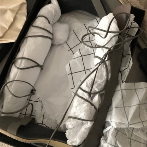 COPY - Tibi gladiators BEACHER NAPPA in color storm Sz 38 - Picture 6 of 9